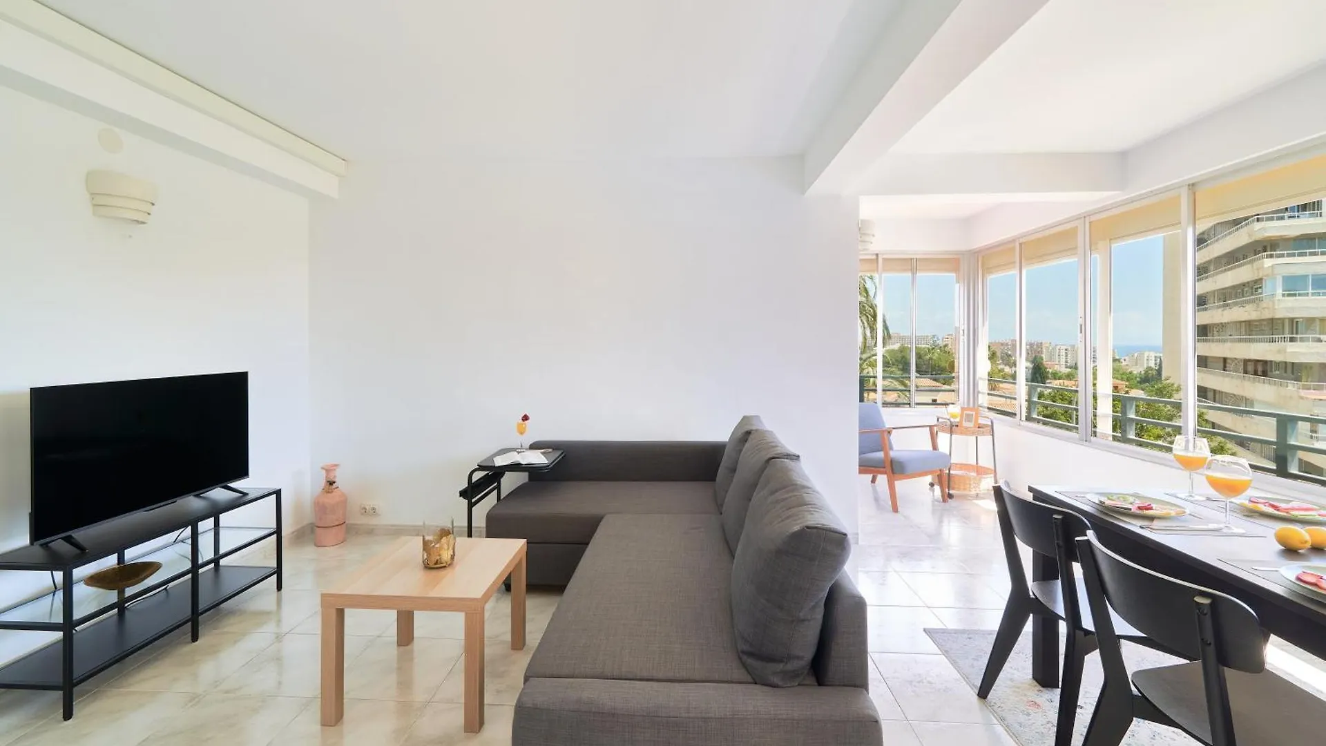 Weforyou Melisa House Near To The Beach Benalmadena Apartment